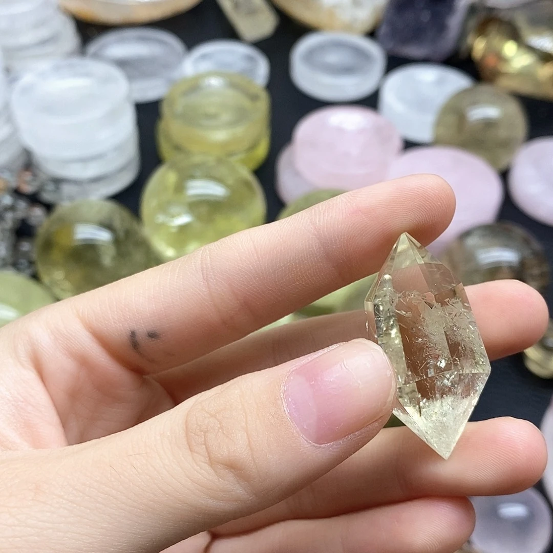 未镶嵌珠宝半成品水晶157水晶石