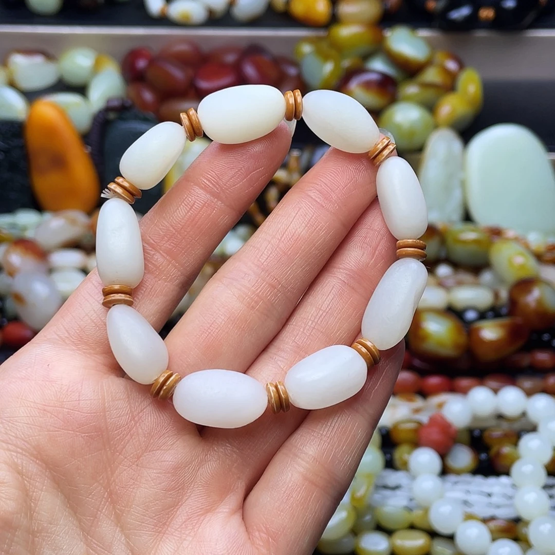 耿***明和田玉未镶嵌手串