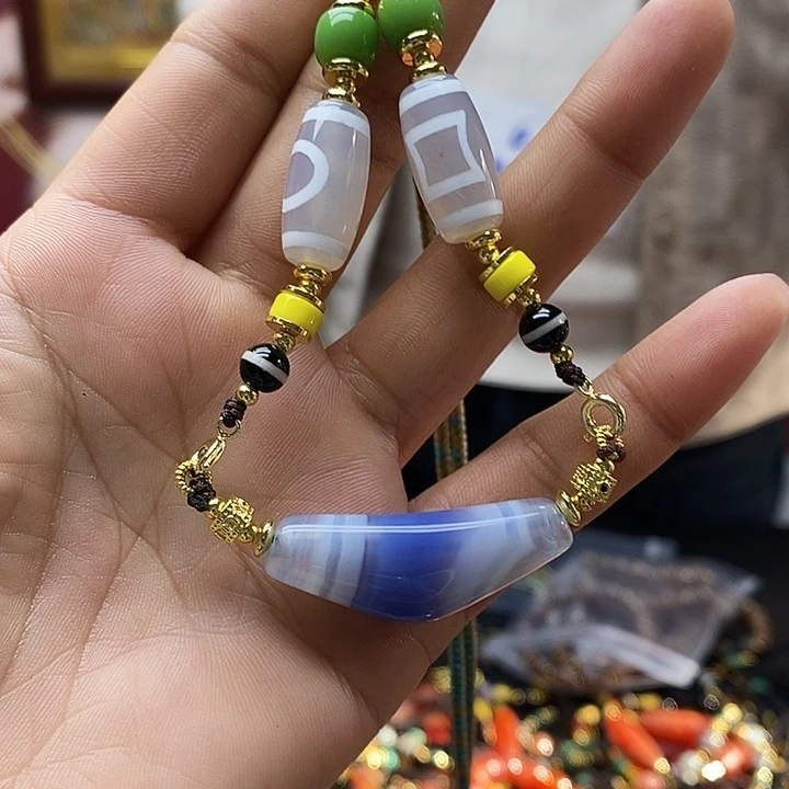 玛瑙/玉髓合金颈饰