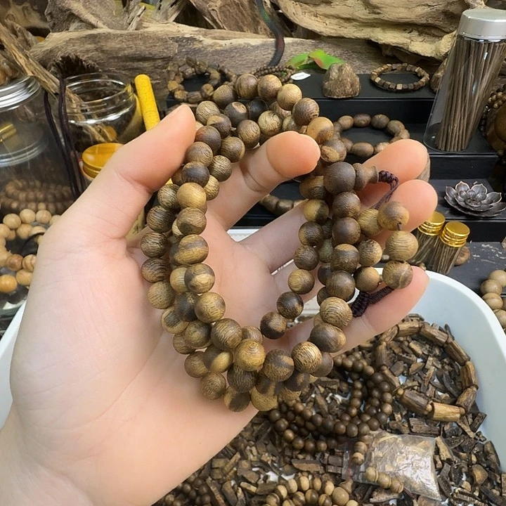 世***源沉香沉香碎屑海南虎斑棋0.8大22克➕沉香碎屑多样性