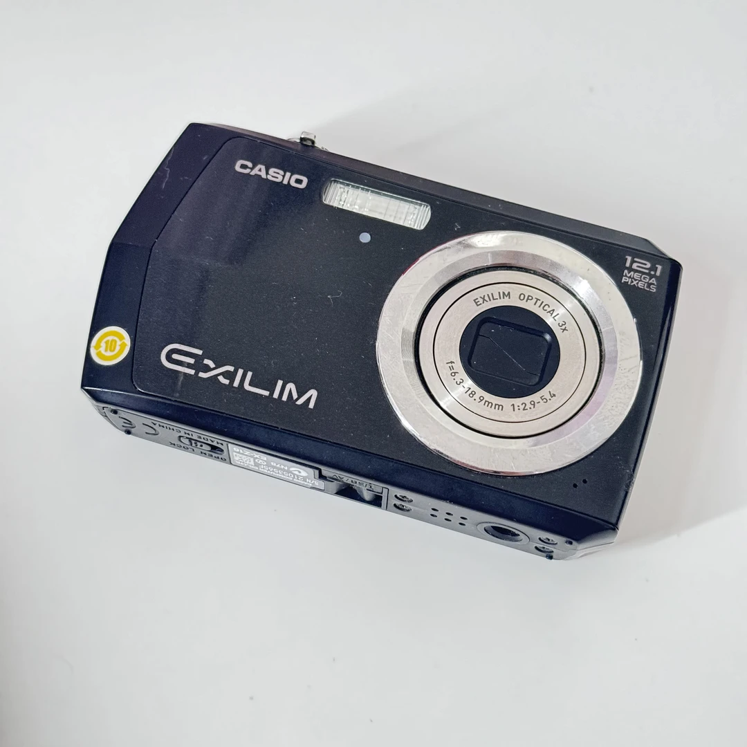 9新 Casio/卡西欧 z16黑色 1210w像素3倍光学变焦CCD数码相机