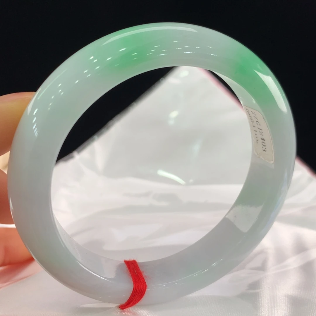 翡翠手镯未镶嵌111-3104