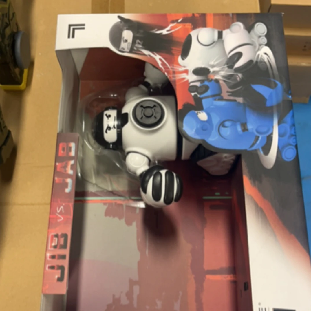 准新品  633-机器人拍一发二到手两个机器人