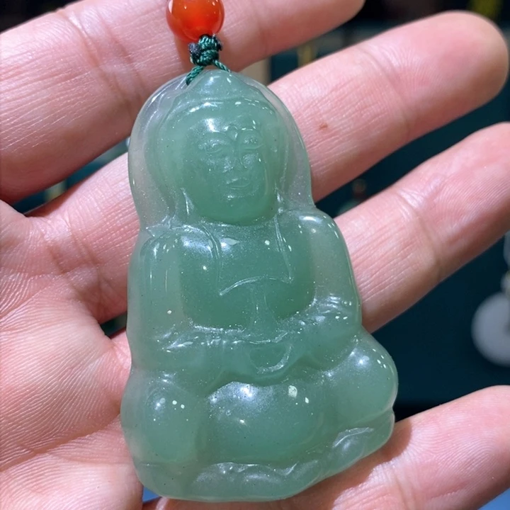 东陵石颈饰未镶嵌