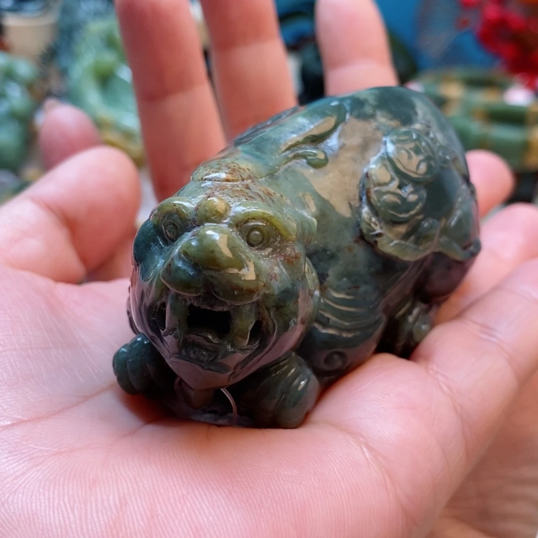 透闪石质玉手把未镶嵌