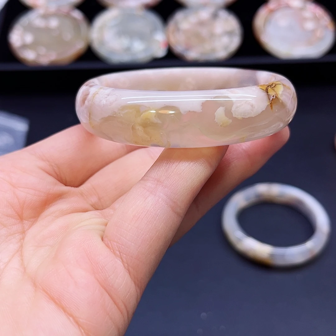 玛瑙/玉髓手镯未镶嵌早****55