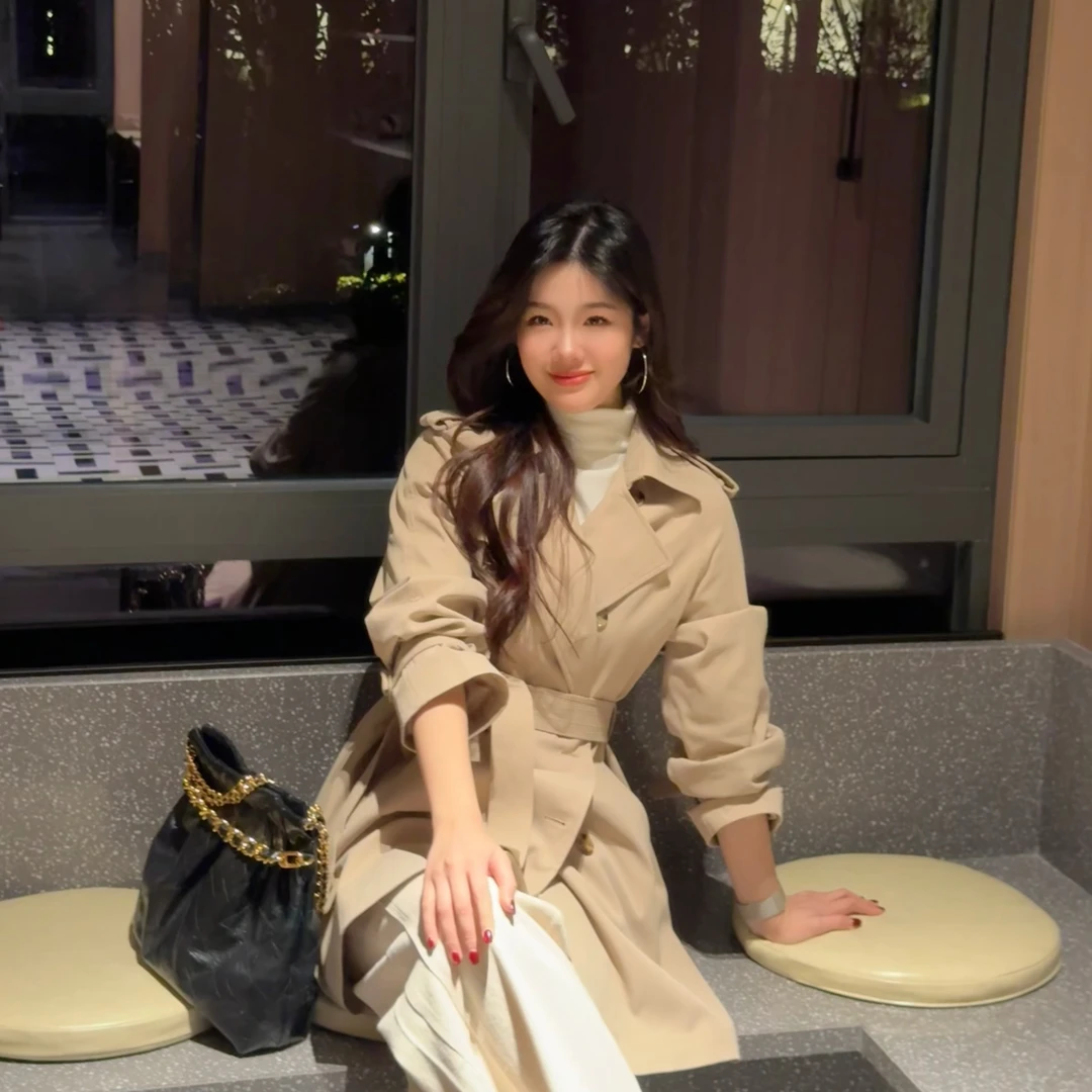 【天空之城】2025早春大翻领双排扣短款气质风衣外套女小个子款