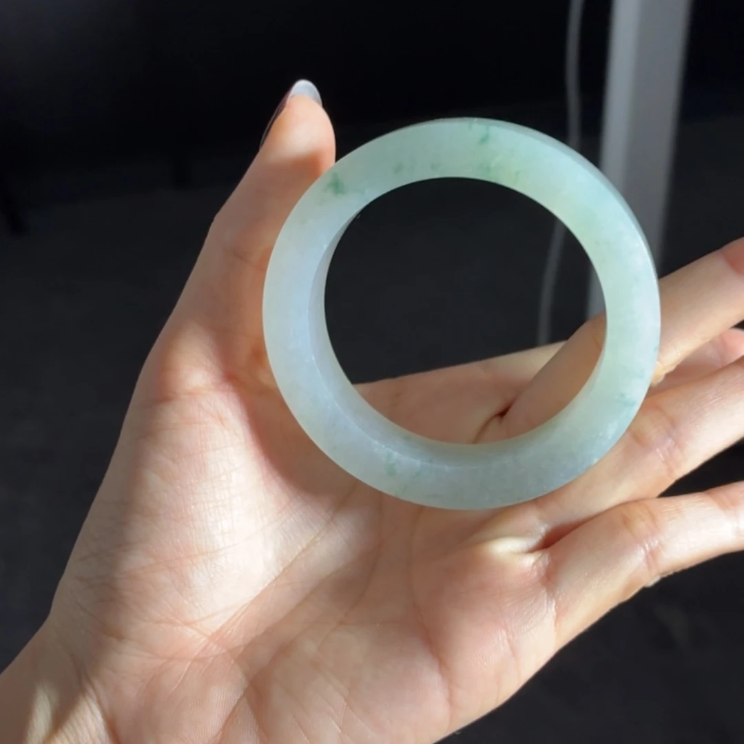 湯***梅定制翡翠未镶嵌翡翠