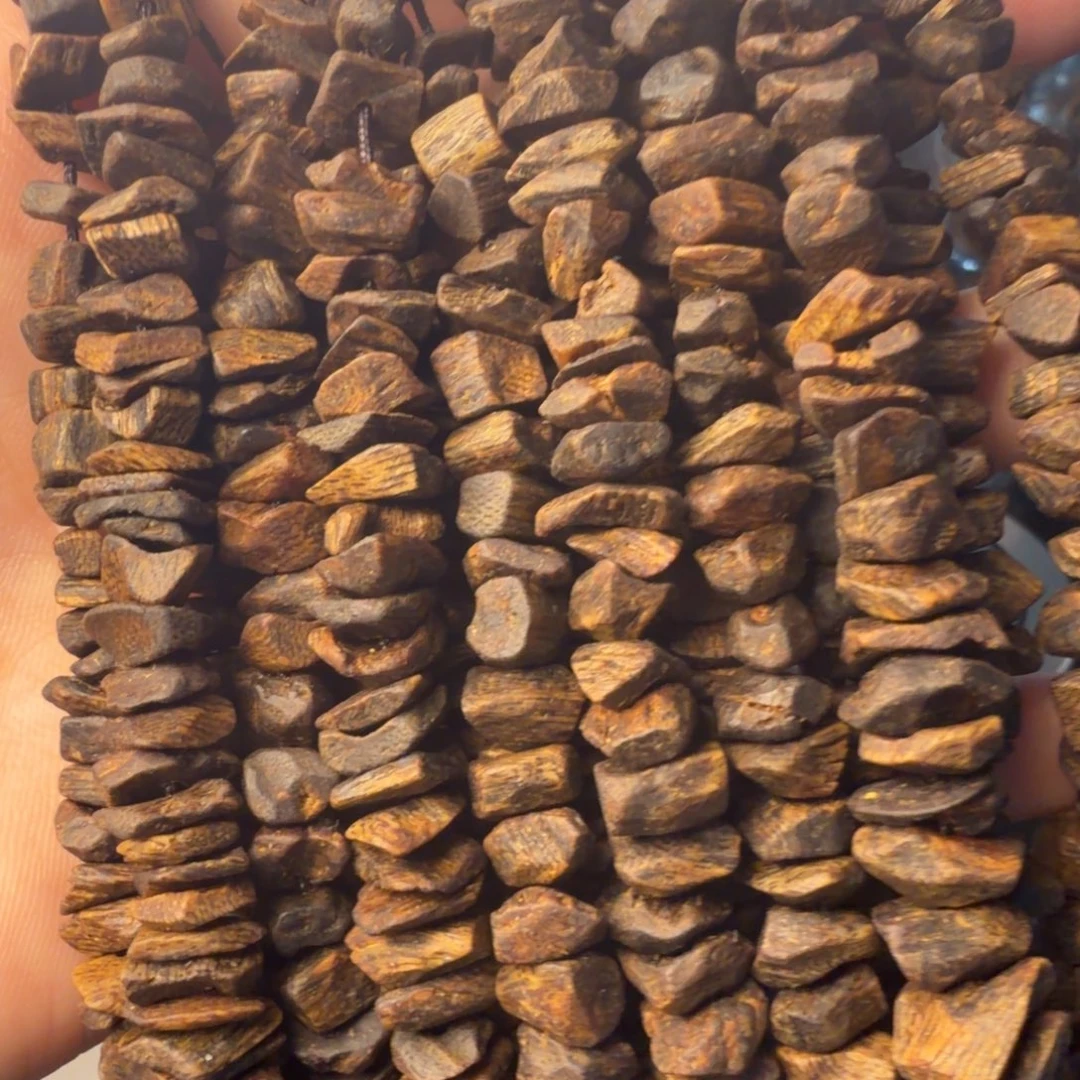 沉香碎屑沉香沉水车挂发一条