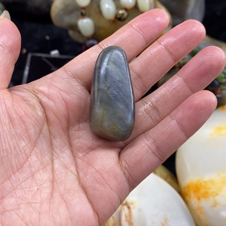 和田玉（糖玉）未镶嵌挂件