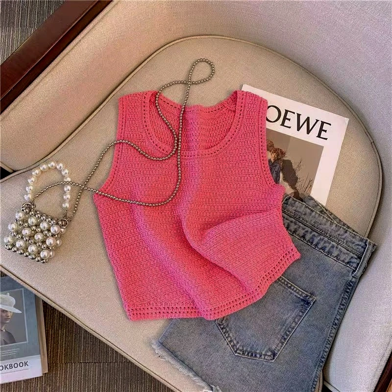 玫粉色短款上衣女夏多巴胺外穿2025新款吊带背心别致无袖针织衫