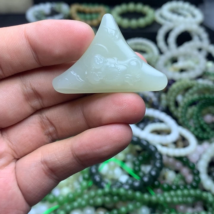 和田玉未镶嵌颈饰福利品 精品