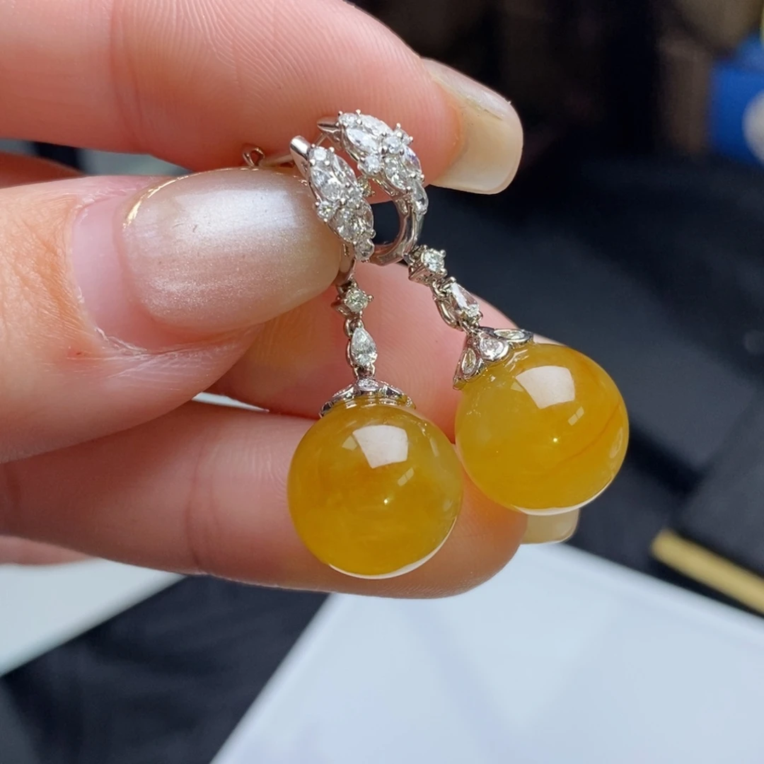 翡翠18K金镶嵌耳饰冰黄翡珠珠（卡12.5mm）