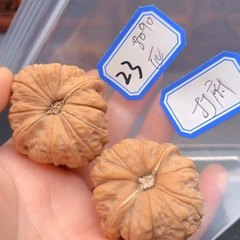 文玩核桃吊坠匹***曹南瓜