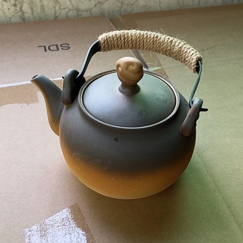 微瑕，明火，不能干烧，约750毫升
