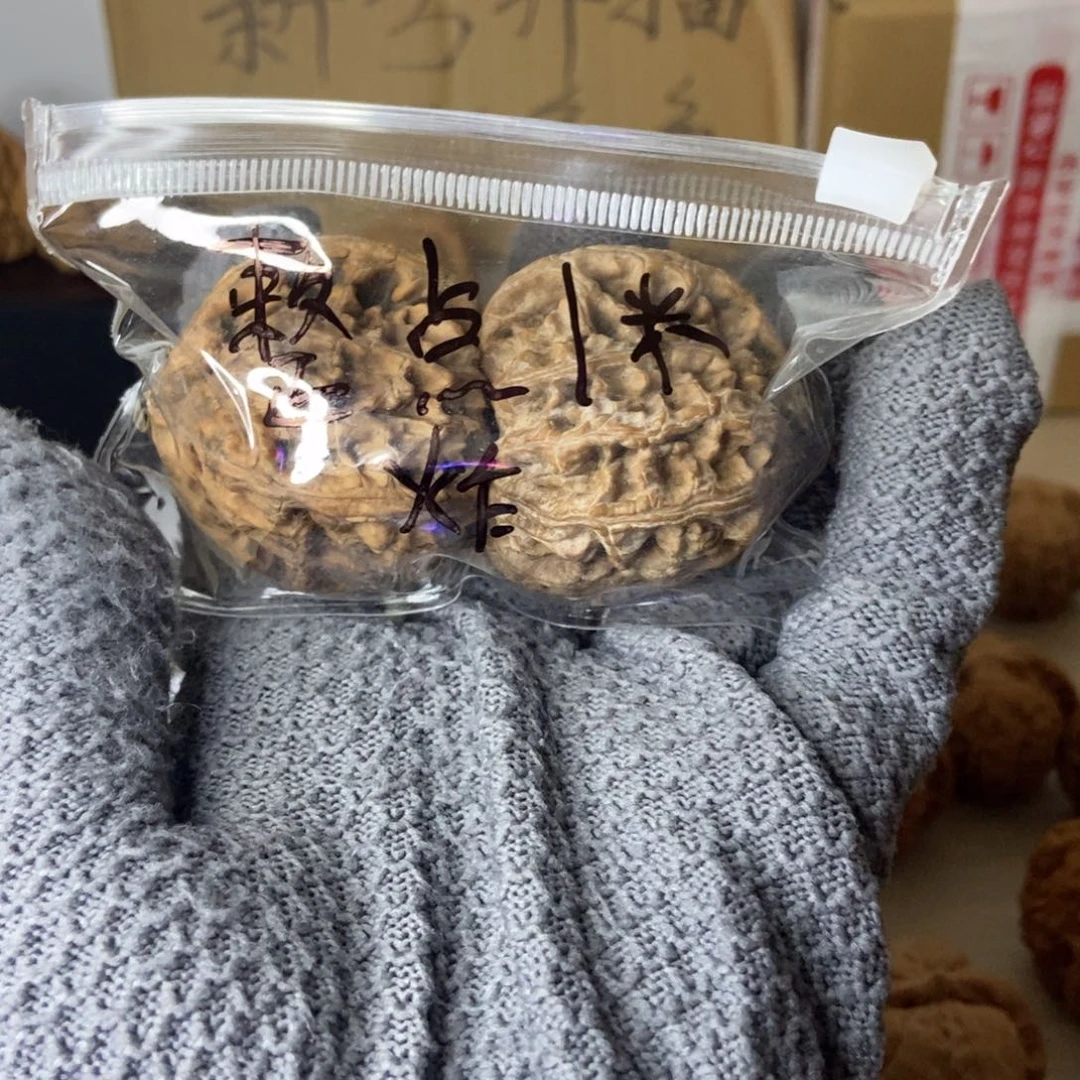 文玩核桃把件大白狮子哈哈哈哈哈哈