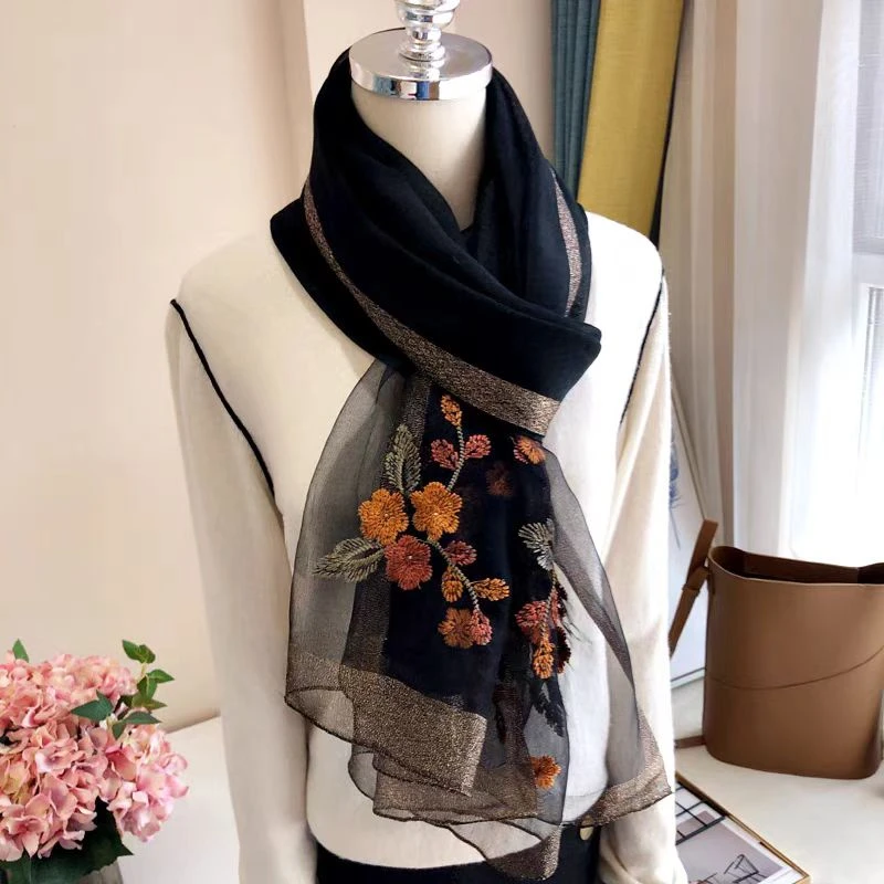 海棠花黑色围巾女秋冬韩版时尚刺绣围巾长款春秋洋气高档百搭夏季