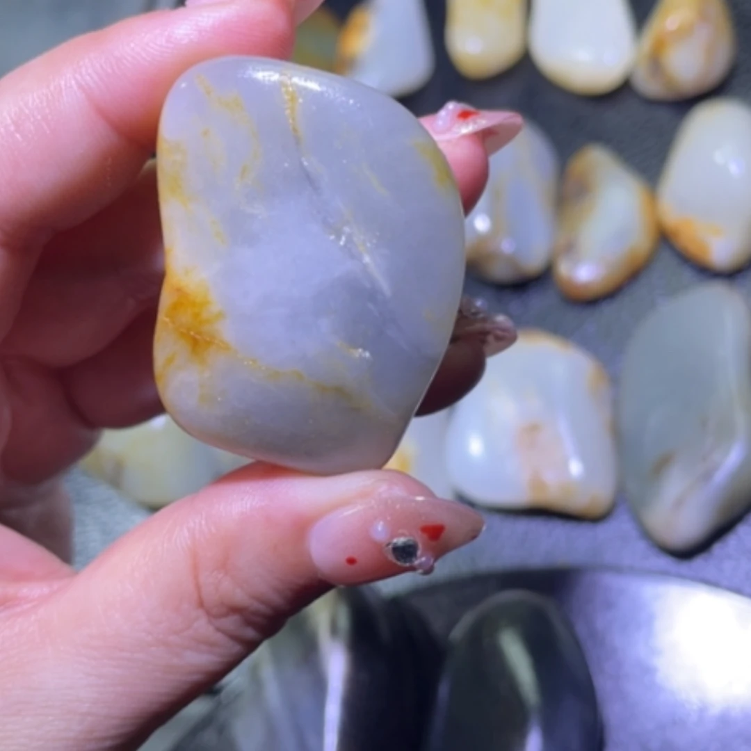 【闪购商品】颈饰未镶嵌和田玉