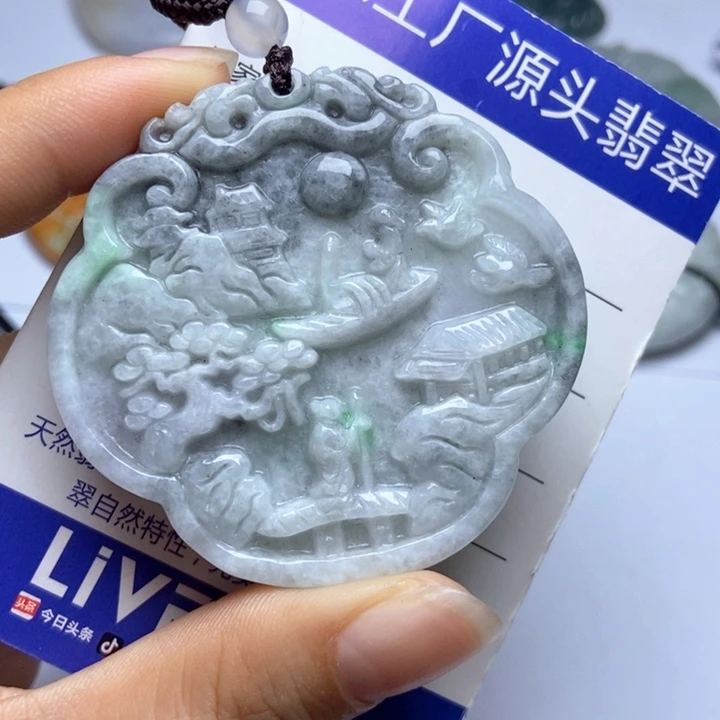 翡翠颈饰未镶嵌翡翠