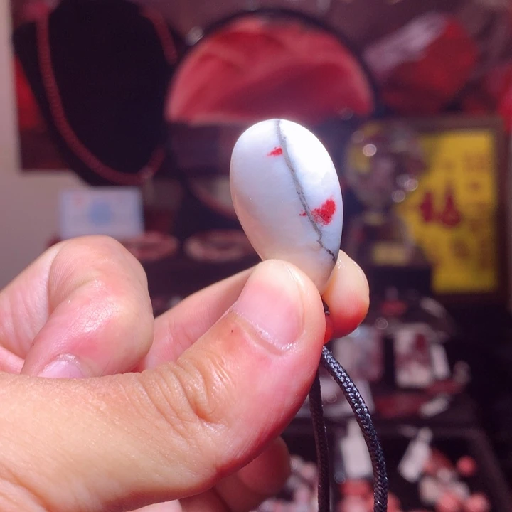 天然辰砂原石吊坠1