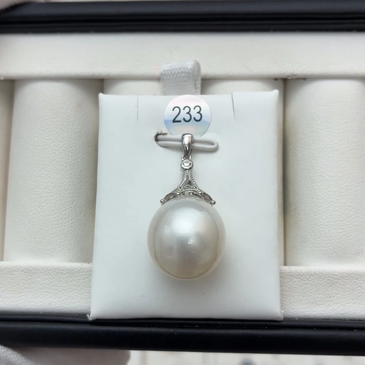 颈饰银S925镶嵌海水珍珠