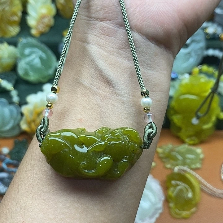 未镶嵌蛇纹石玉吊坠毛衣链锁骨链