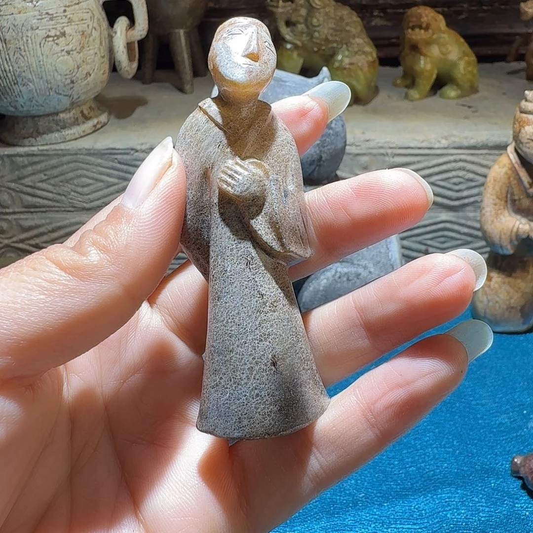 青***志和田玉未镶嵌挂件