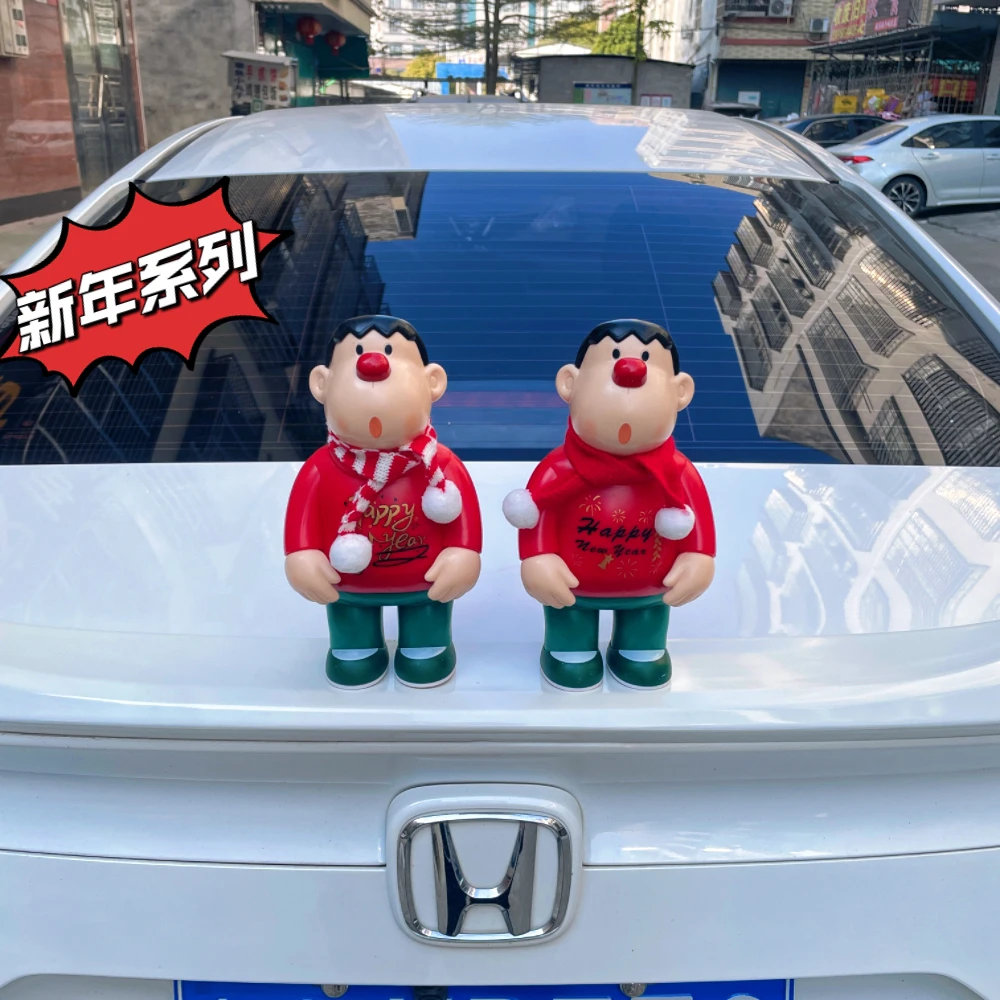 歪头胖虎车载摆件汽车装饰品2025新款车顶尾部玩偶车外部公仔挂件