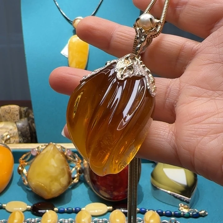 琥珀未镶嵌颈饰波兰设计款琥珀蜜蜡