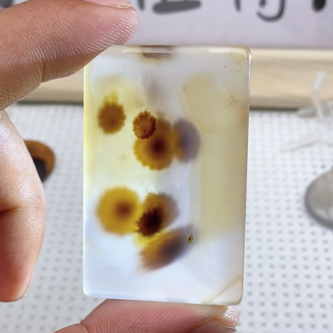 玛瑙/玉髓颈饰未镶嵌斤*斤