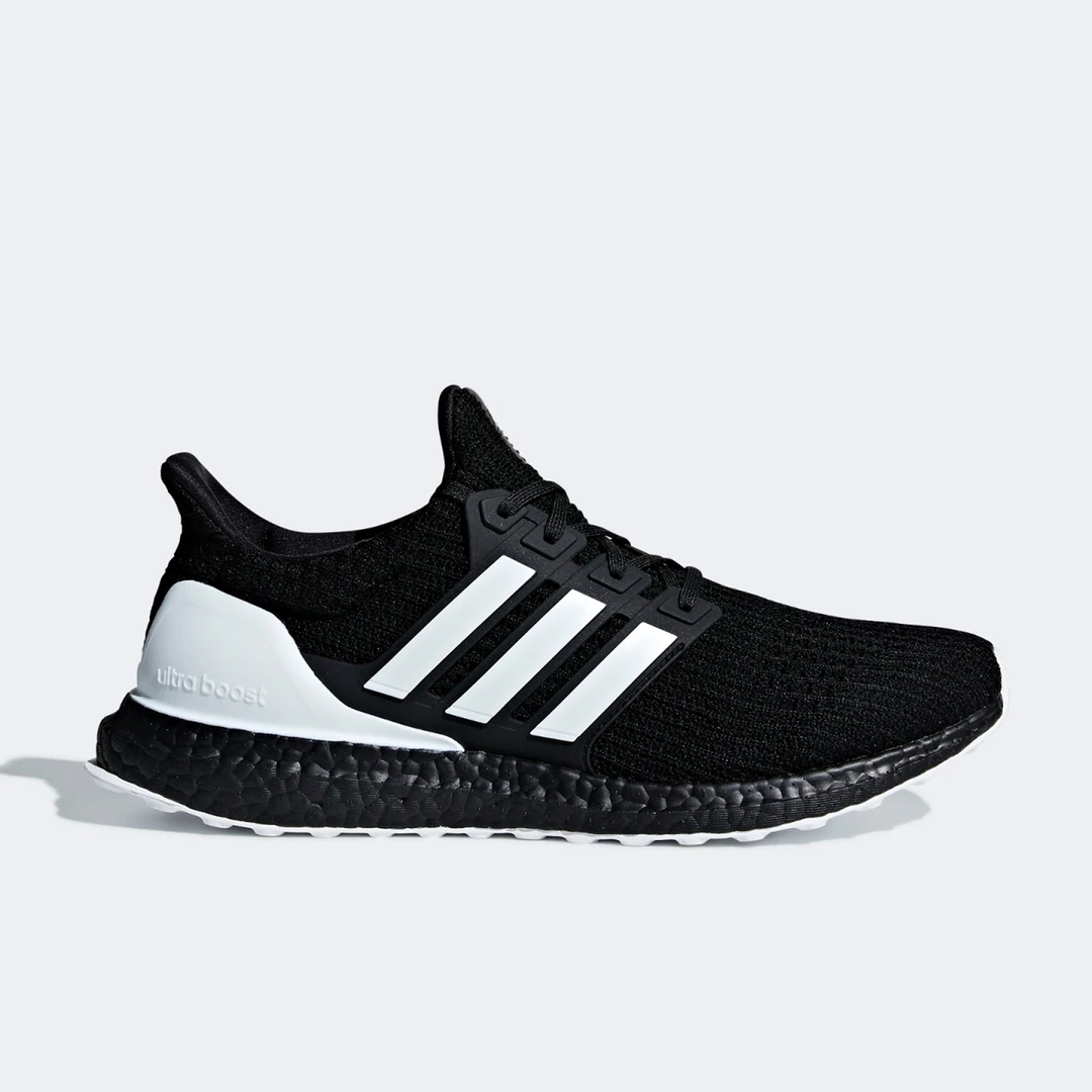 【B类微瑕】adidas轻量减震透气轻便低帮跑步鞋男女同款黑白 G28965