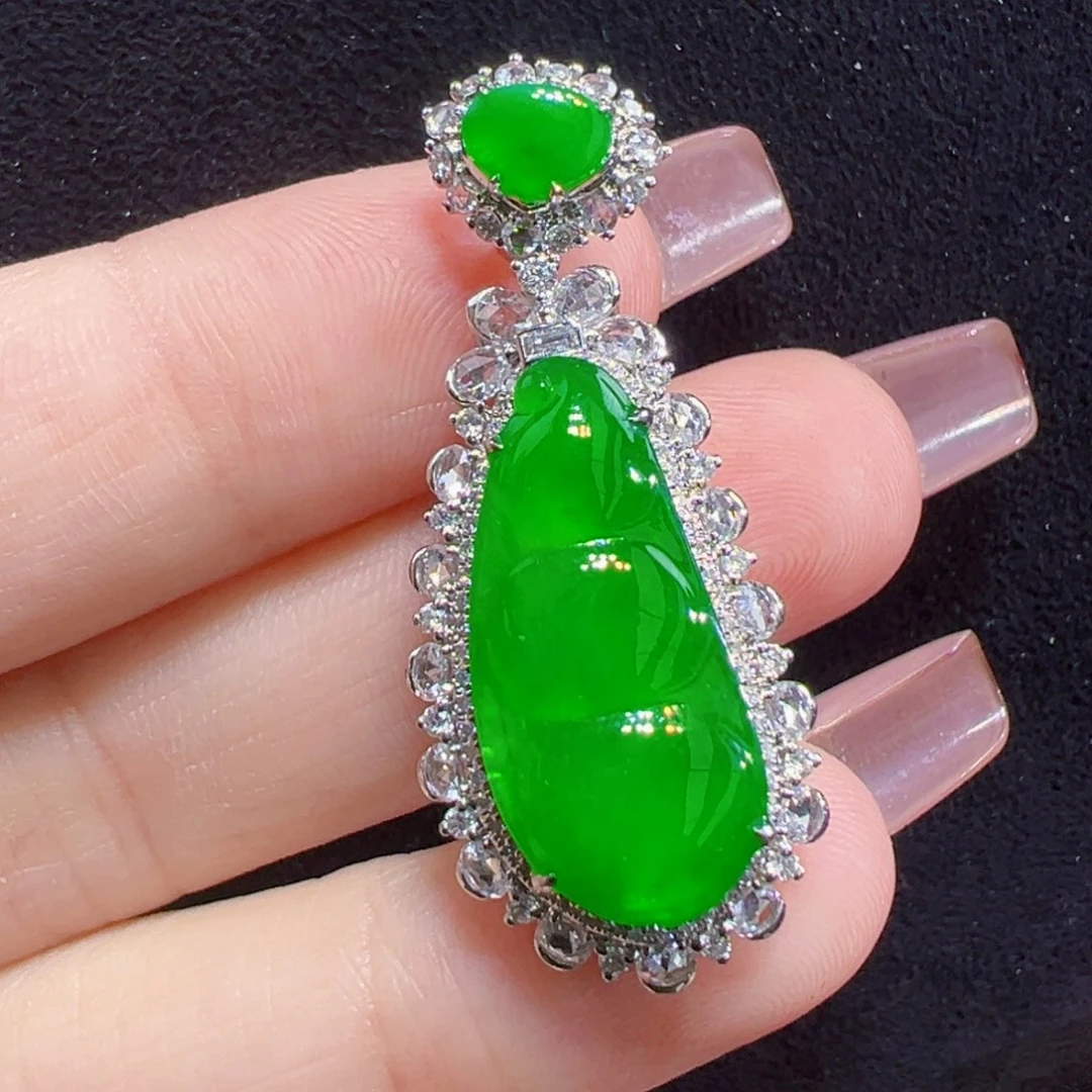 翡翠吊坠(不含链)18K金镶嵌吊坠