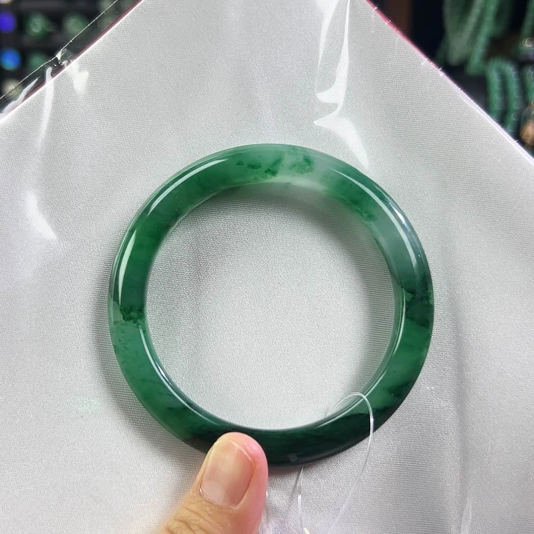 石英质玉手镯未镶嵌卡55.8