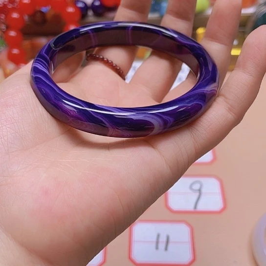 玛瑙/玉髓颈饰未镶嵌奈****啡