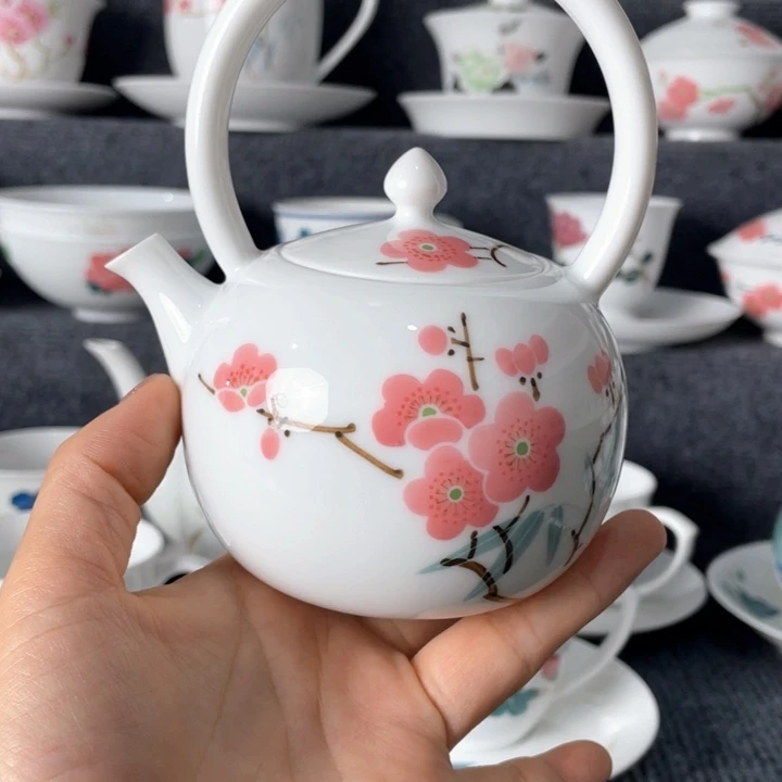 景德镇陶瓷红梅提梁茶壶