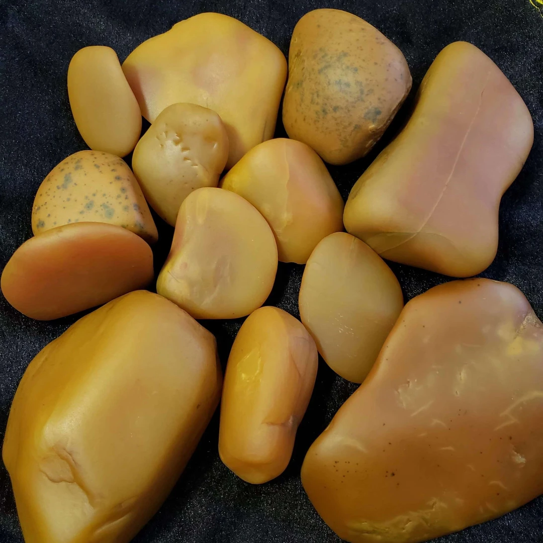 江西黄蜡石原石观赏石用于园林造景及盆景创意修饰