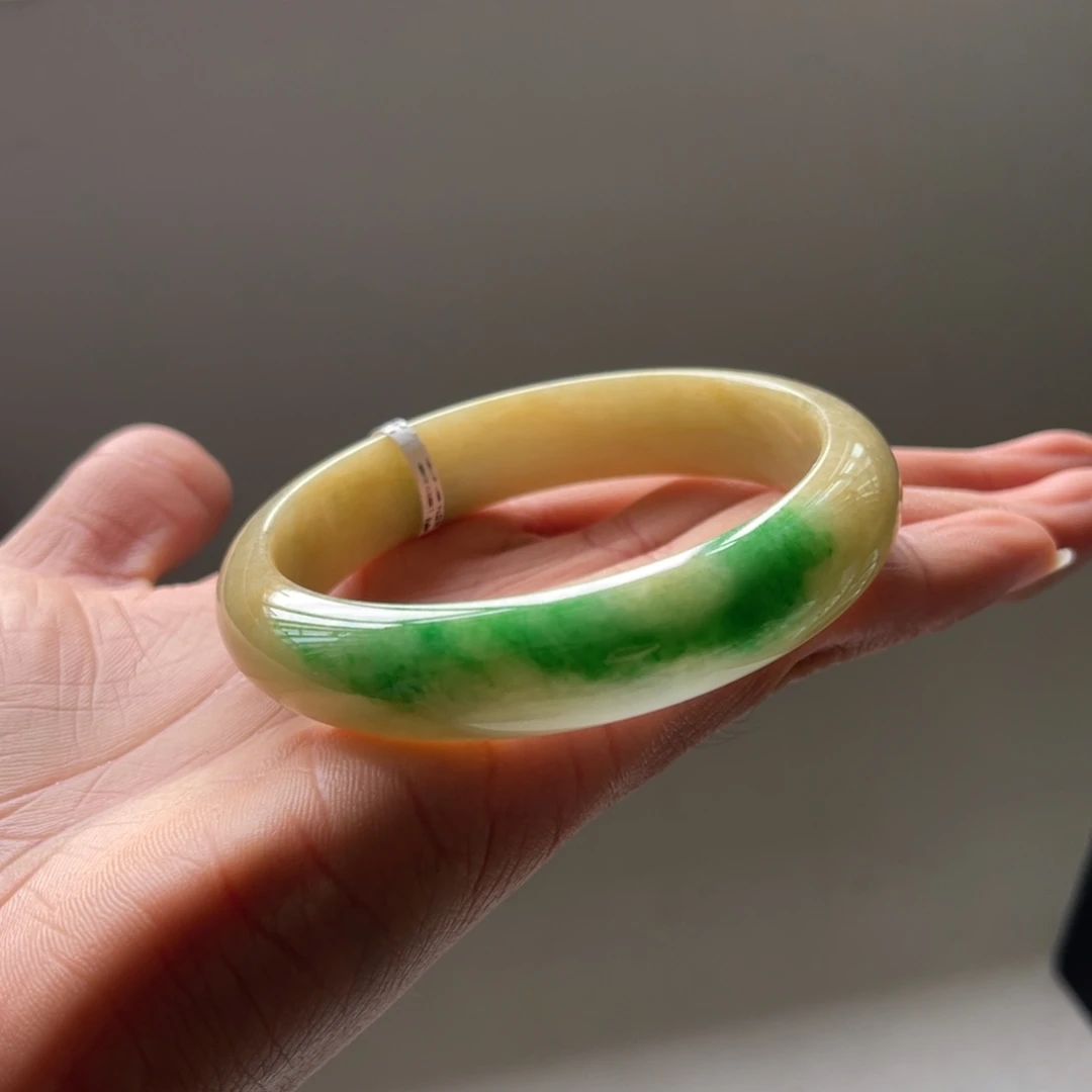 翡翠未镶嵌手镯58.5圈三天鉴赏期