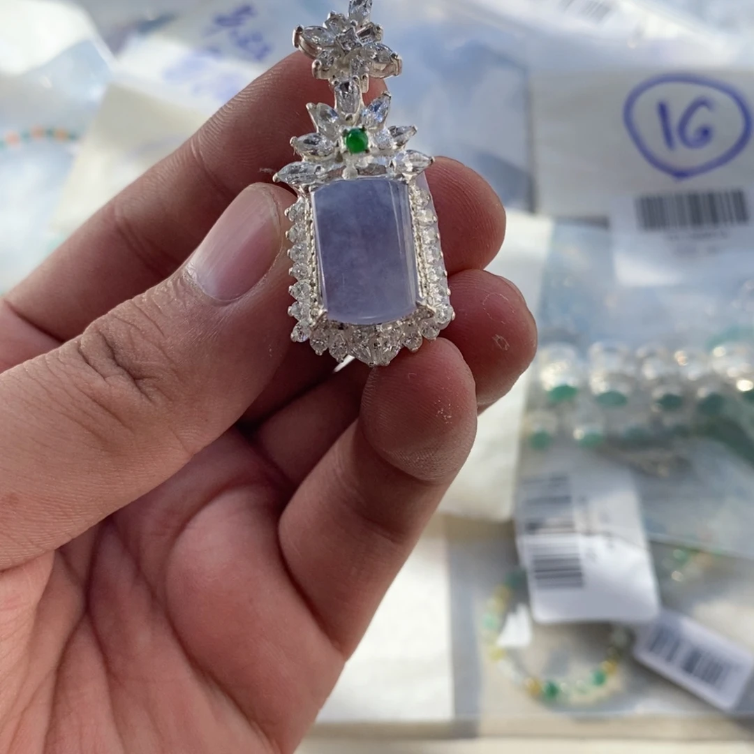 定制翡翠未镶嵌缅甸翡翠a货