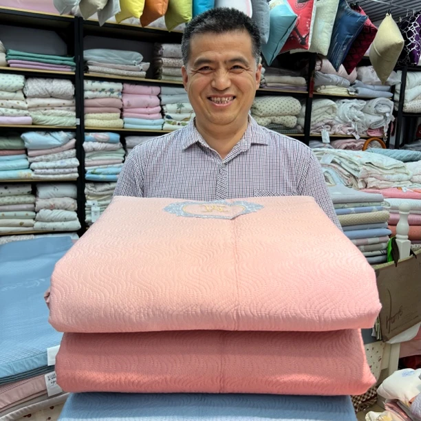 莱赛尔天丝床盖三件套夹棉绗缝丝滑床单床罩夏季出口韩国高级凉垫