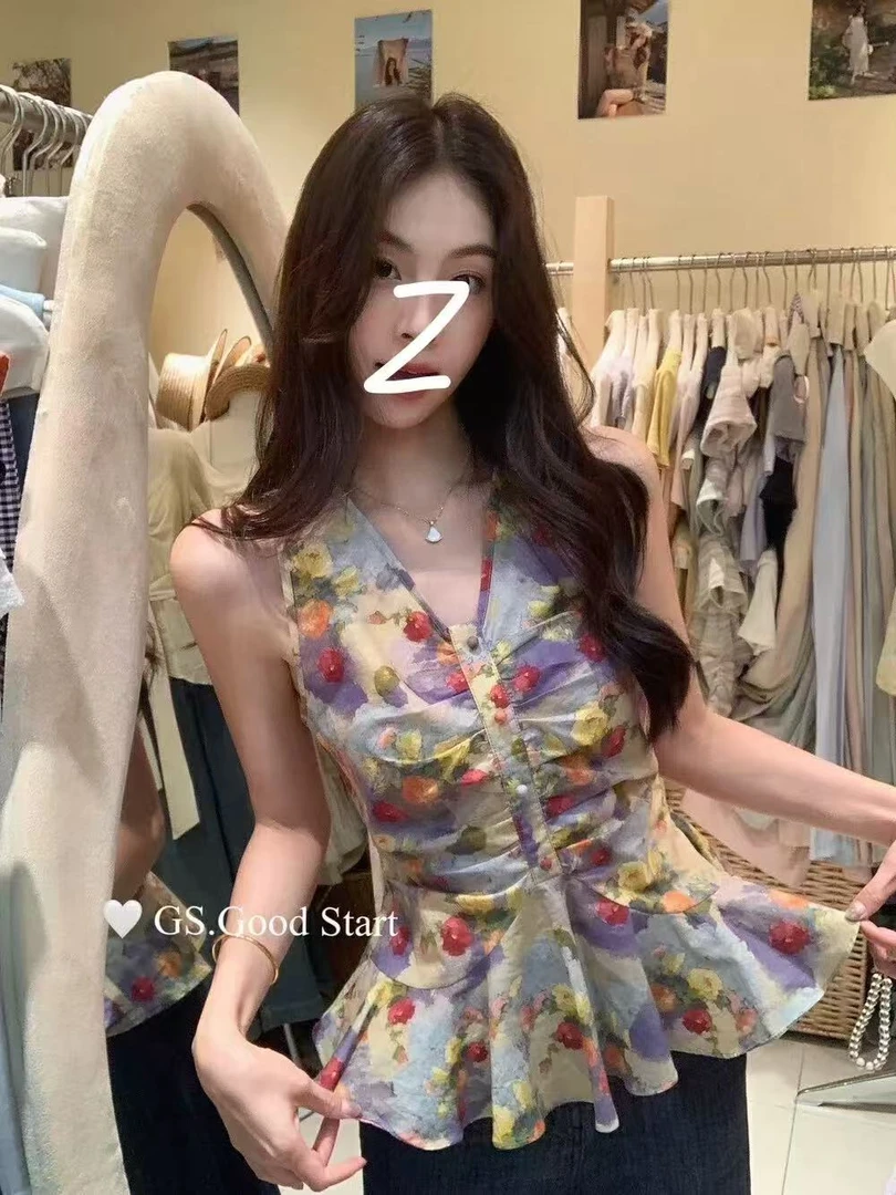 gs油画碎花挂脖背心2025夏季新款法式气质褶皱修身短款无袖上衣