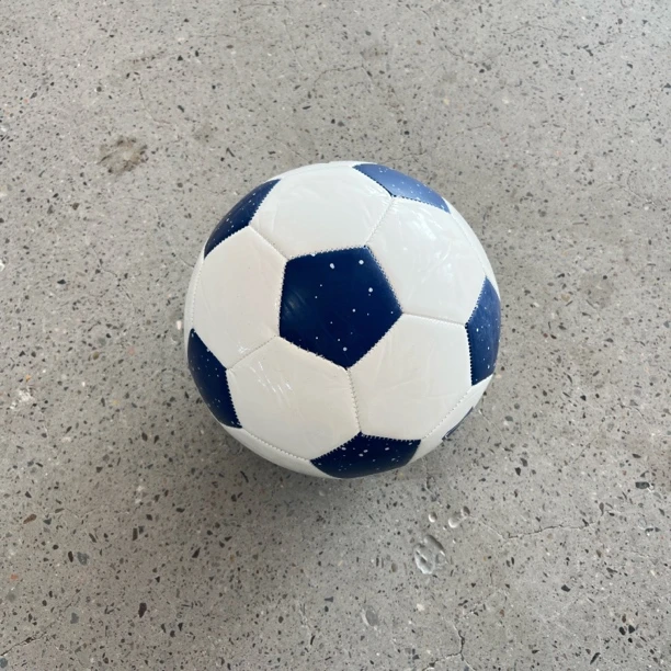 小华5号足球颜色不挑发1个