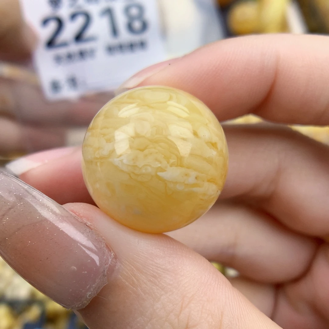 未镶嵌琥珀裸石21
