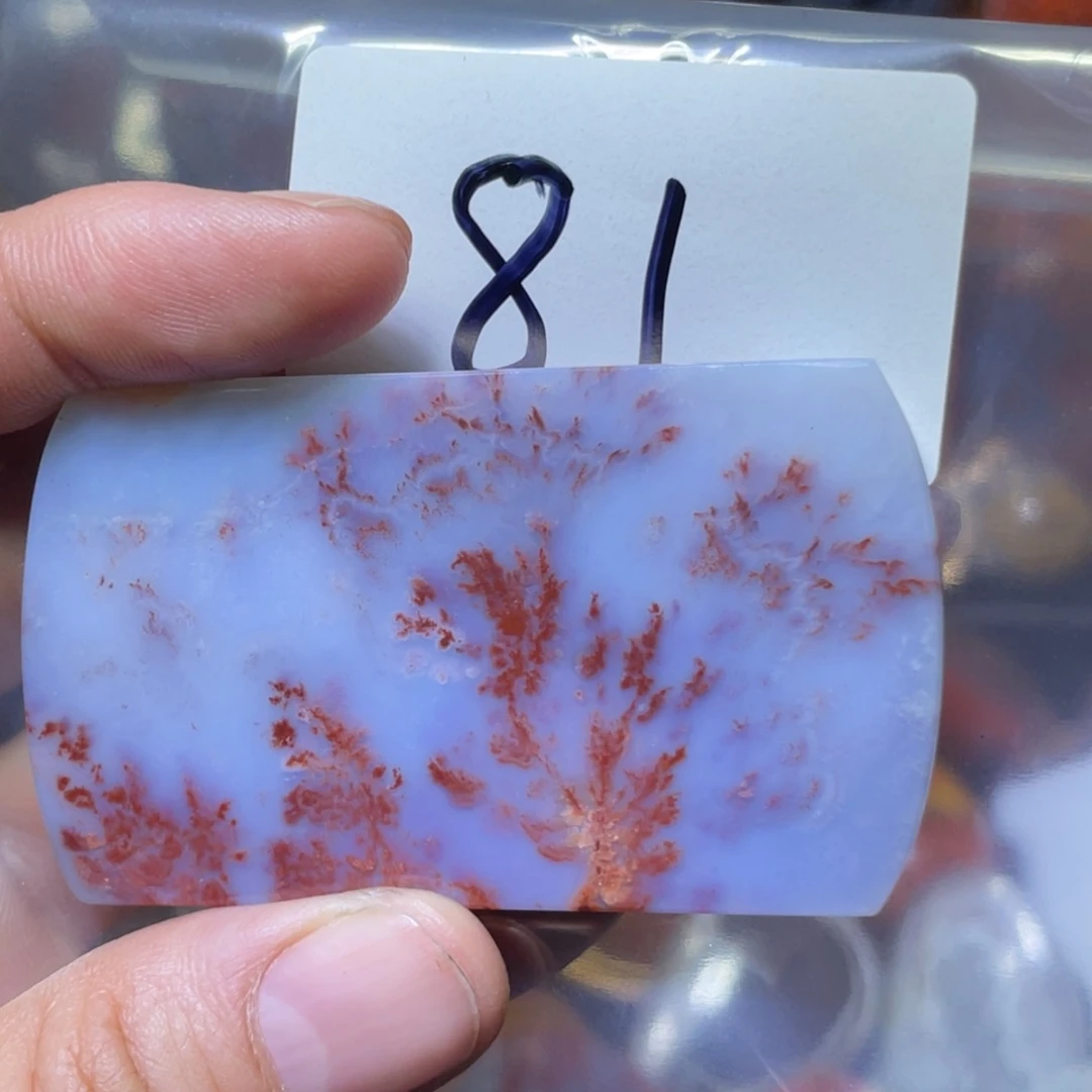 未镶嵌颈饰玛瑙/玉髓明*