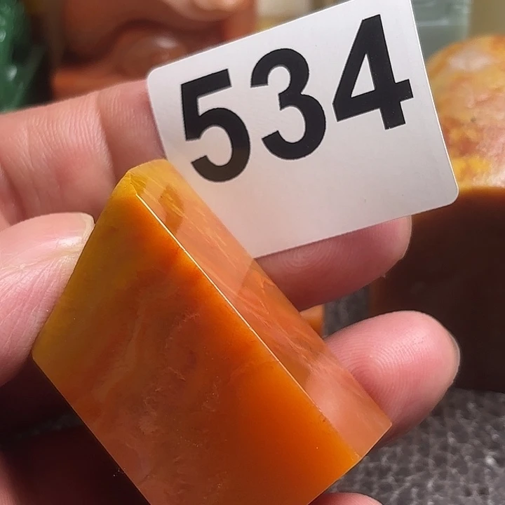 老挝石精美老挝田黄章