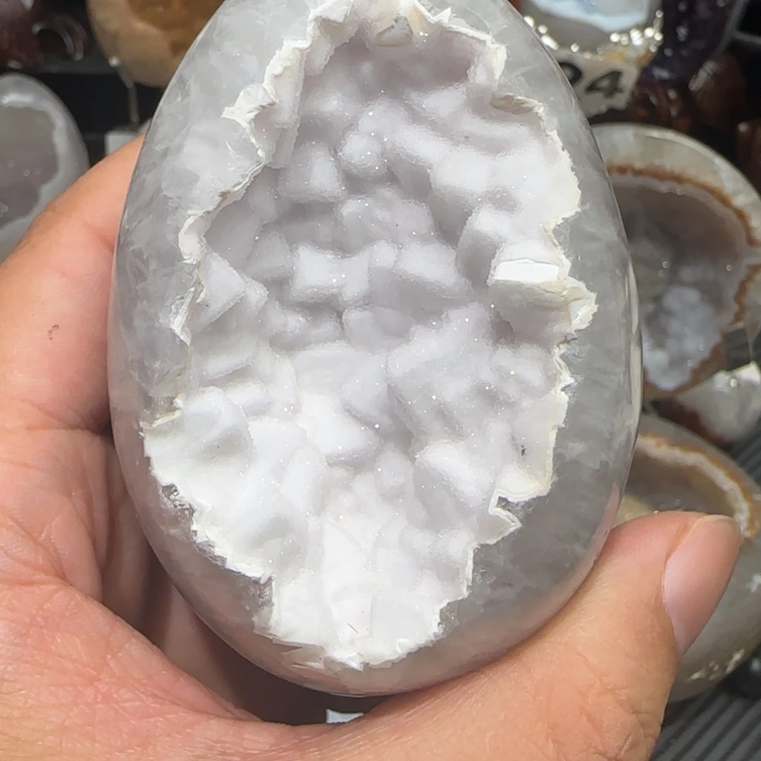 未镶嵌水晶大型摆件（非配饰）