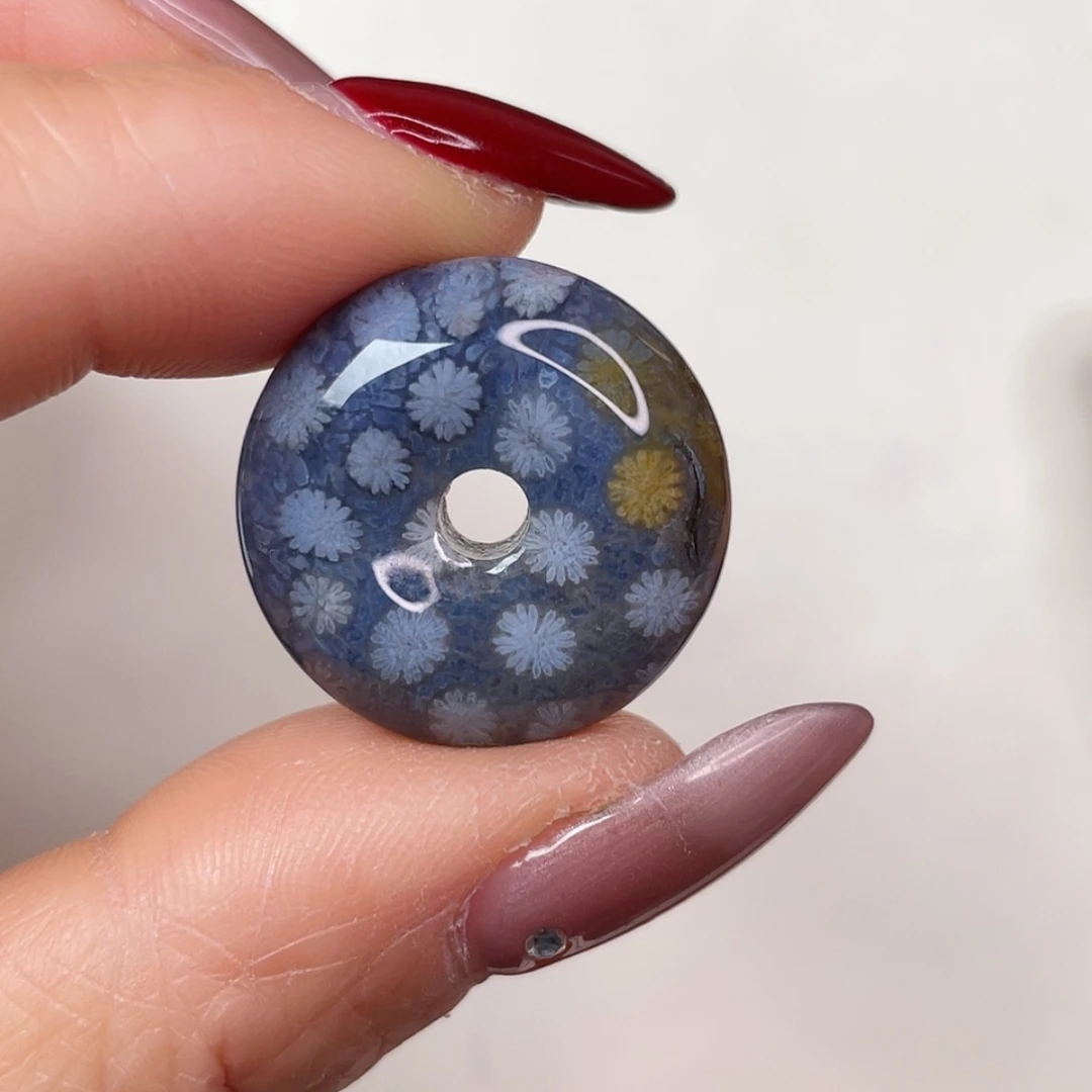 【闪购商品】未镶嵌吊坠(赠链)硅化玉