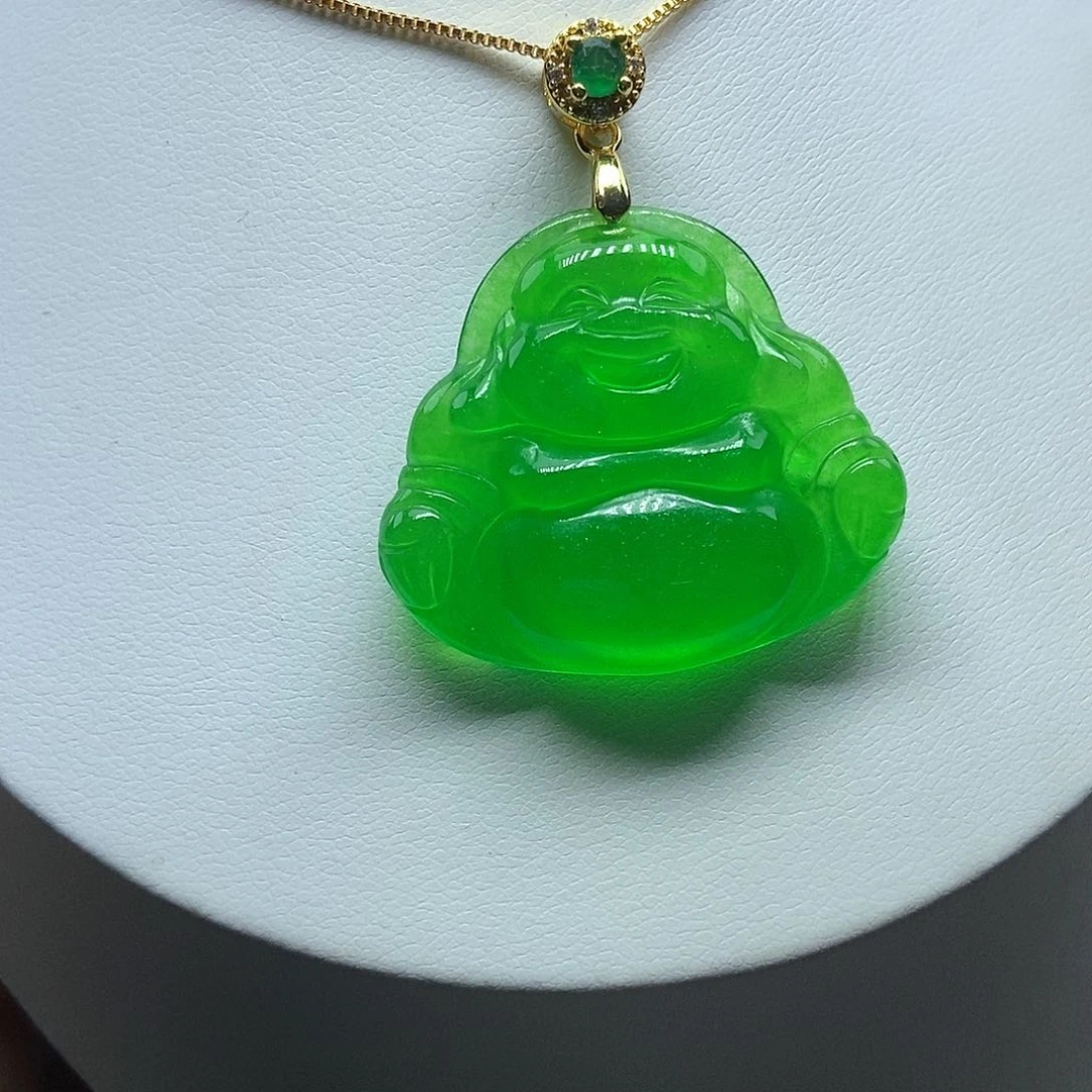 翡翠吊坠(赠链)未镶嵌