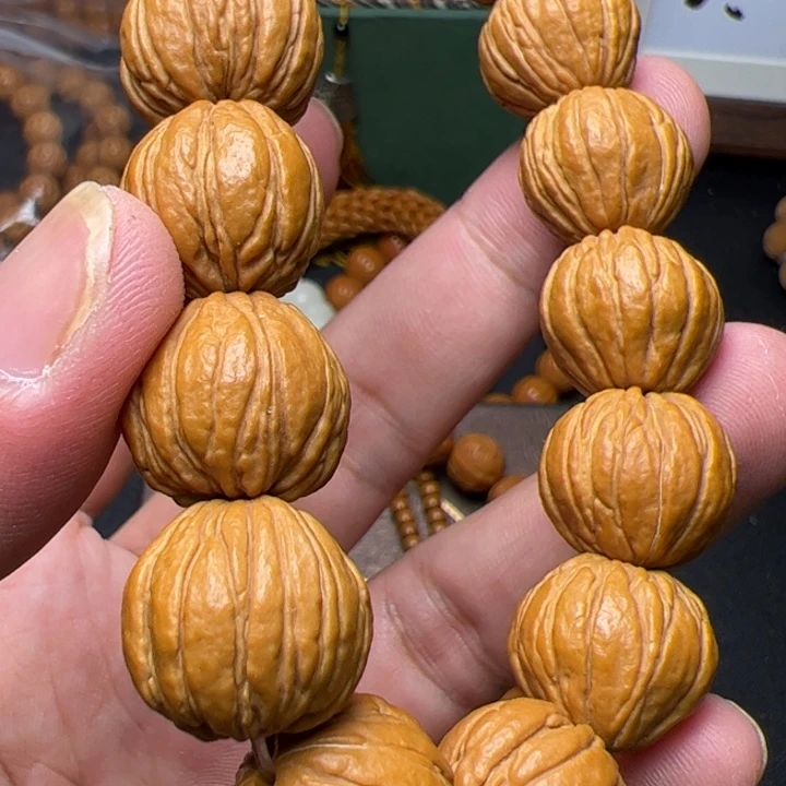 地***道猴头核桃吊坠快快乐乐