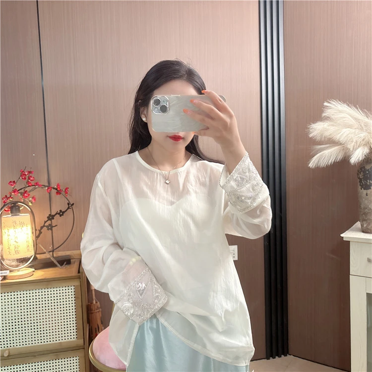 【霓裳】新中式白色钉珠袖口珠光衬衫女2025春夏新温柔气质薄款上衣