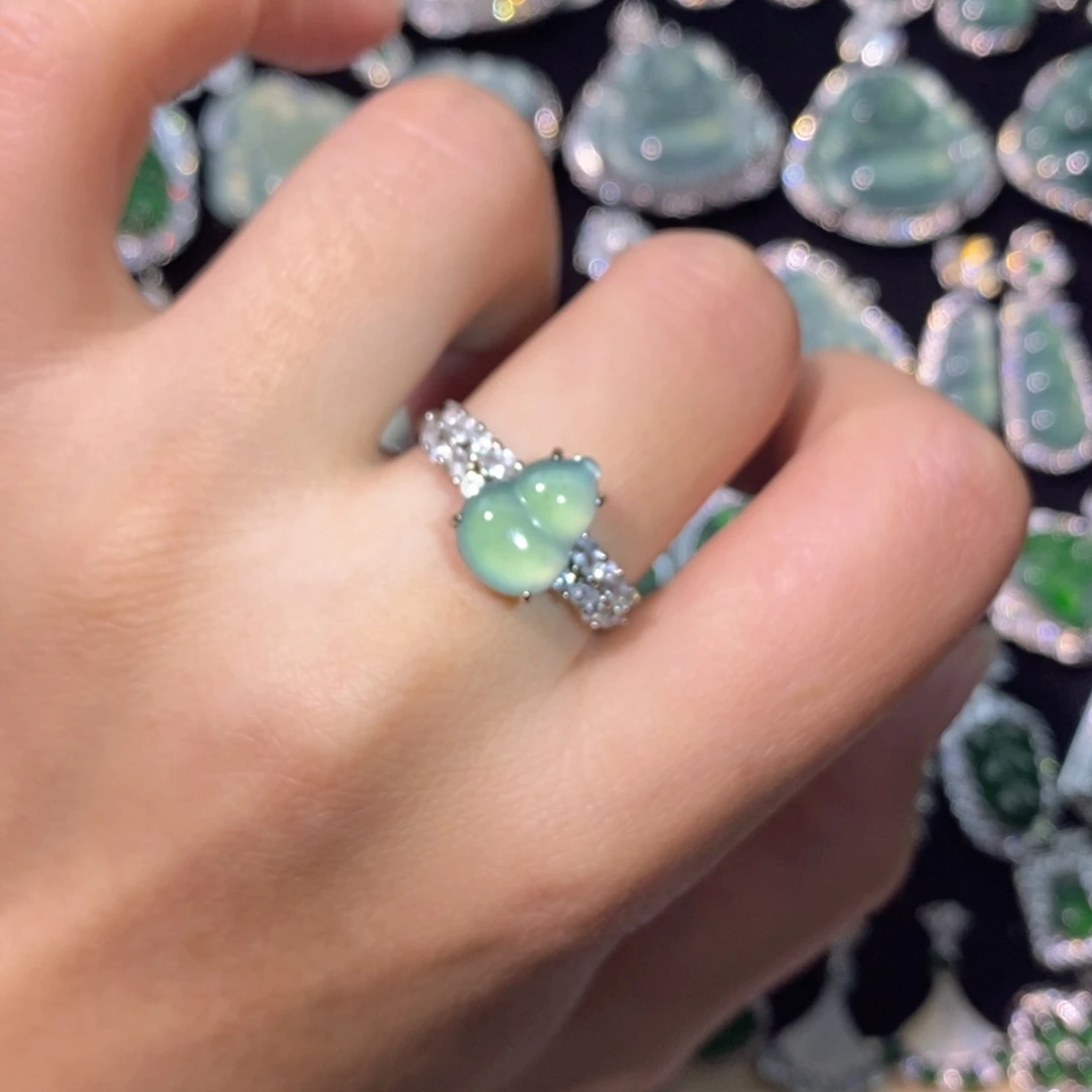 翡翠未镶嵌颈饰天然